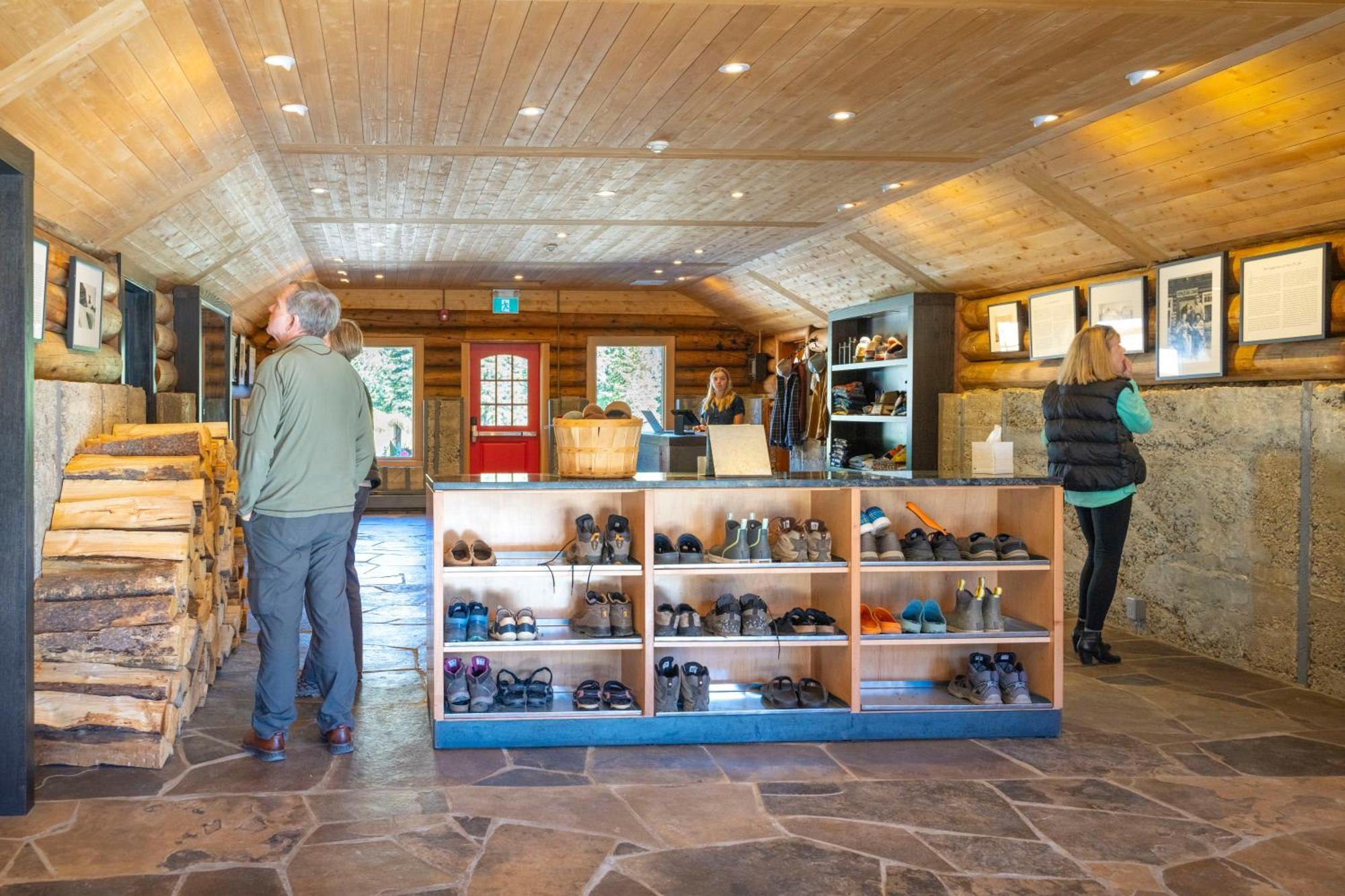 The Lodge At Bow Lake レイク・ルイーズ エクステリア 写真